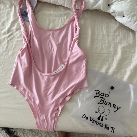 Bad Bunny Un Verano Sin Ti Bathing Suit - Official Merch - Picture 2 of 2